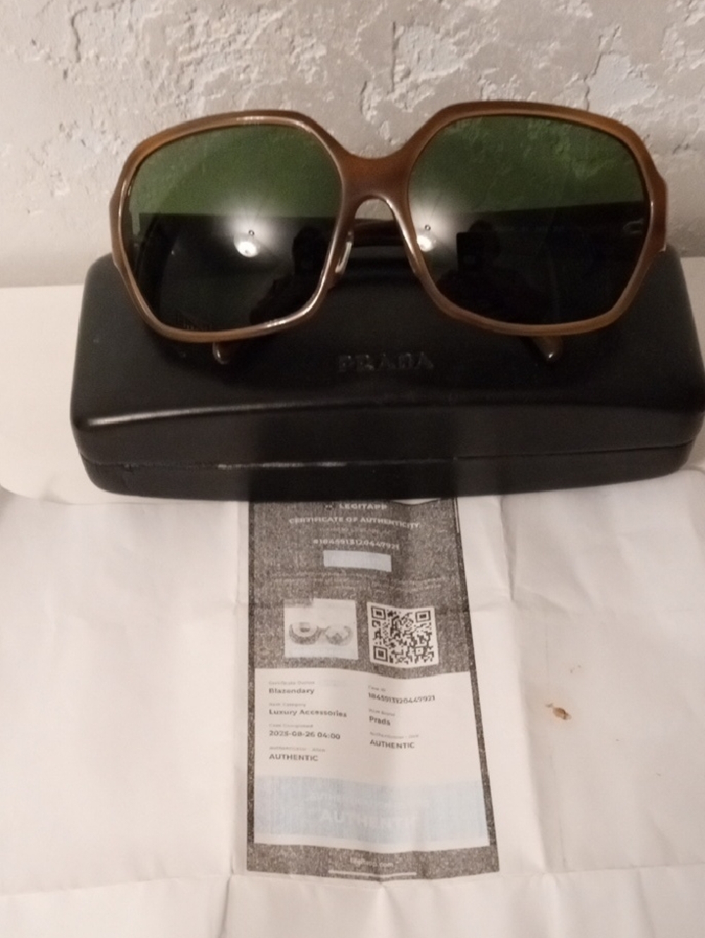 Prada Women's Brown Frame Sunglasses with Green Lenses With COA - Picture 5 of 6